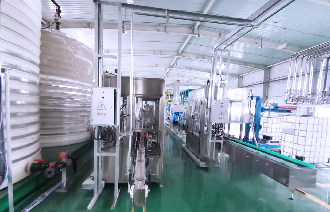 Liquid fertilizer production line